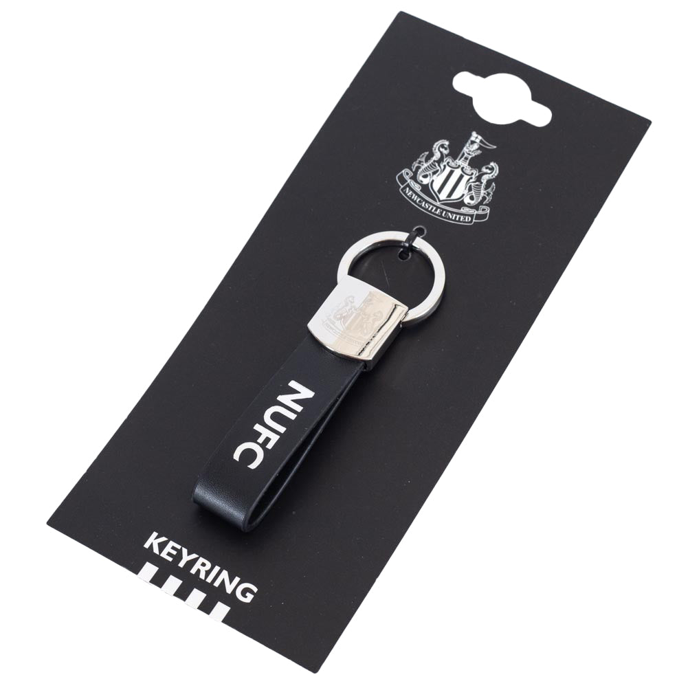  https://imageoffloads.taylorsmerchandise.com/wp-content/uploads/TM-04167-Newcastle-United-FC-Leather-Strap-Keyring-2.jpg