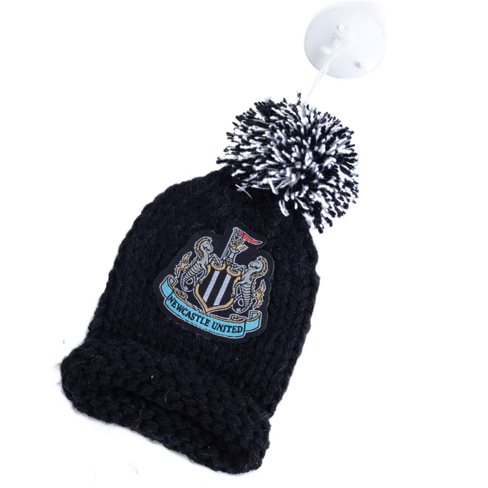  https://imageoffloads.taylorsmerchandise.com/wp-content/uploads/TM-04212-Newcastle-United-FC-Hanging-Bobble-Hat-1.jpg