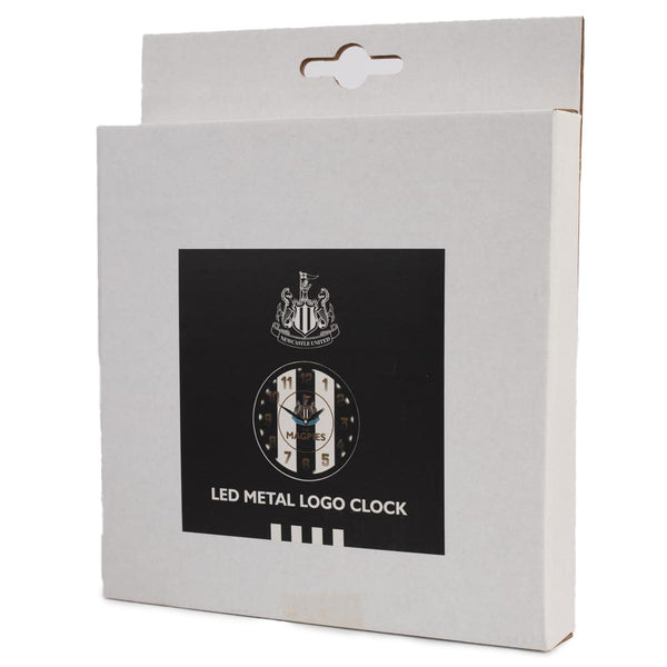  https://imageoffloads.taylorsmerchandise.com/wp-content/uploads/TM-04266-Newcastle-United-FC-Metallic-Wall-Clock-Stripe-3.jpg