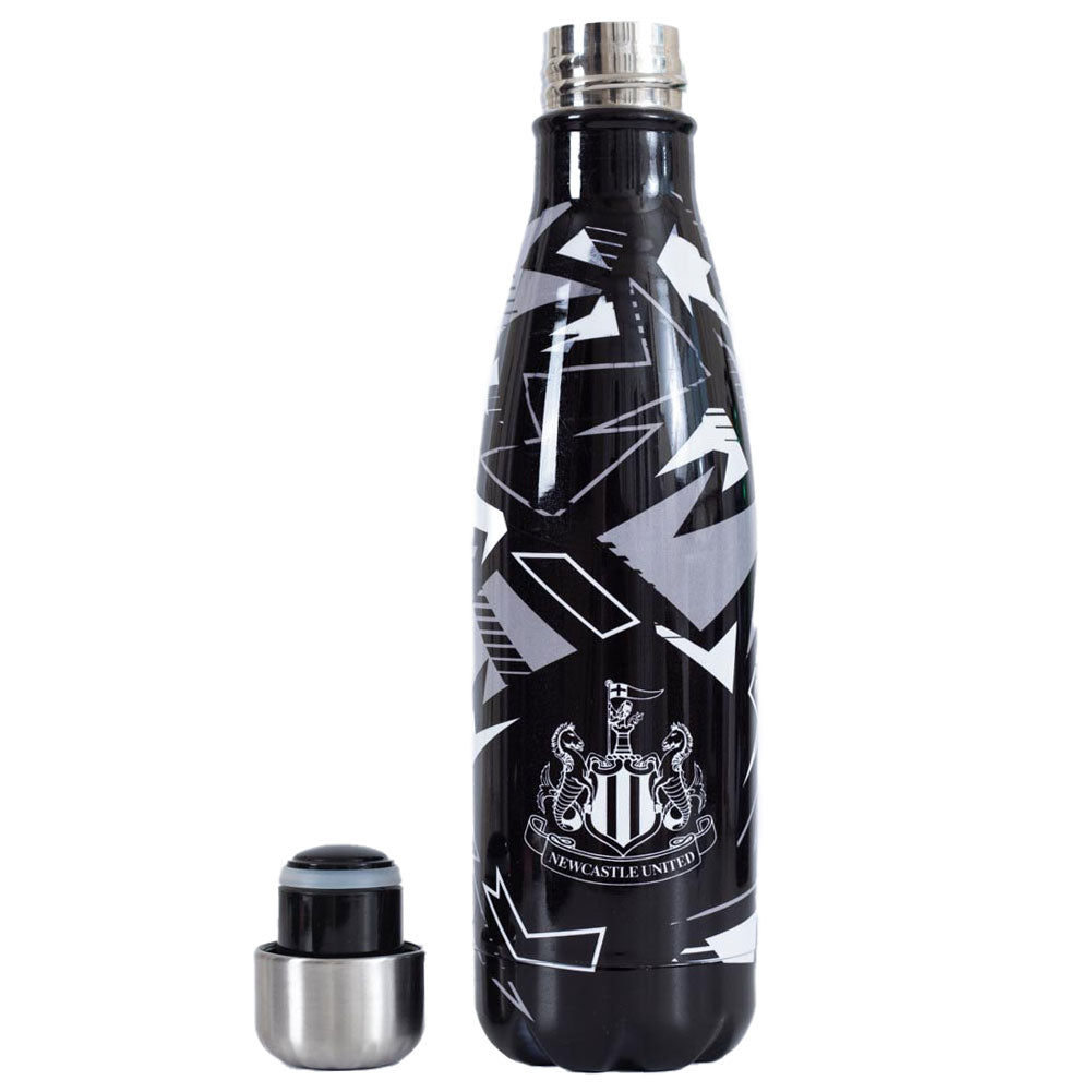 https://imageoffloads.taylorsmerchandise.com/wp-content/uploads/TM-04465-Newcastle-United-FC-Fragment-Thermal-Flask.jpg