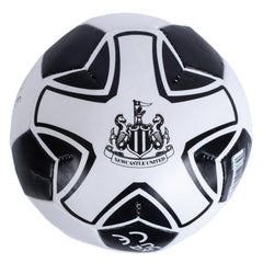  https://imageoffloads.taylorsmerchandise.com/wp-content/uploads/TM-04557-Newcastle-United-FC-4-inch-Soft-Ball-2.jpg