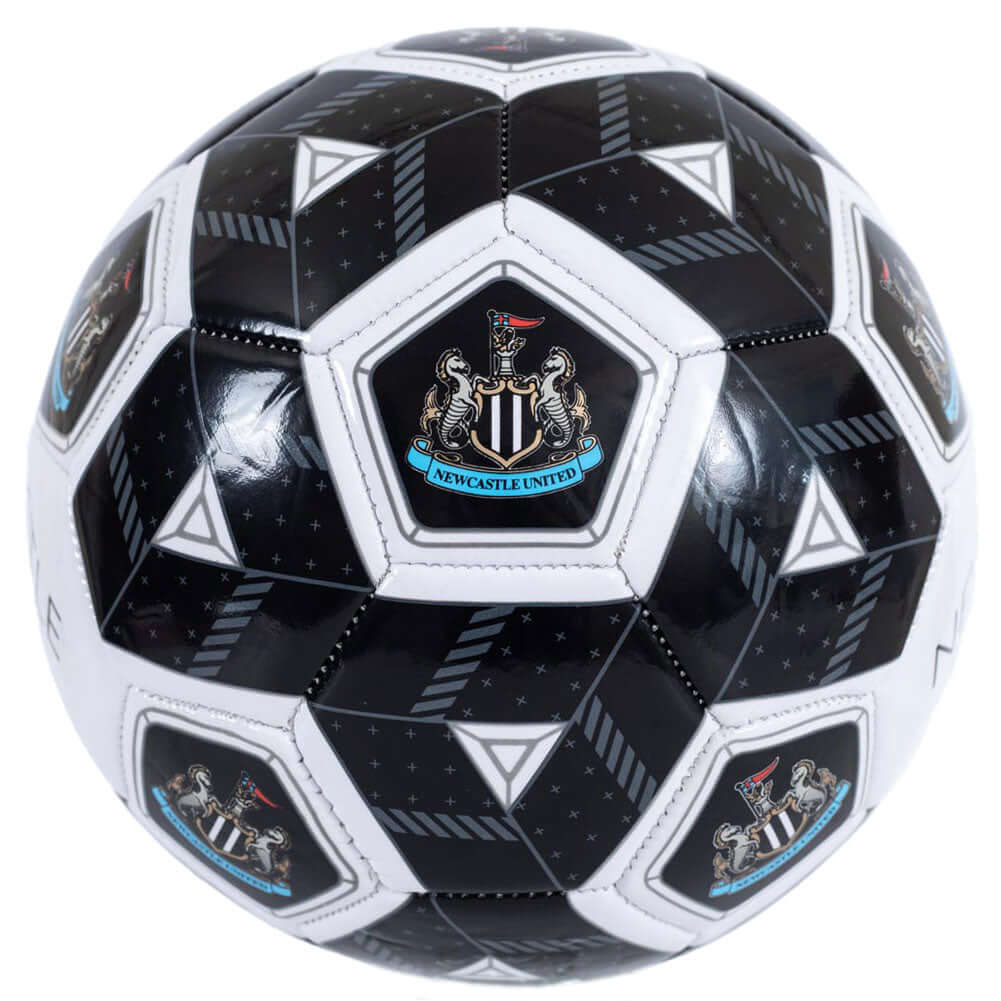  https://imageoffloads.taylorsmerchandise.com/wp-content/uploads/TM-04572-Newcastle-United-FC-Hex-Size-3-Football-1.jpg