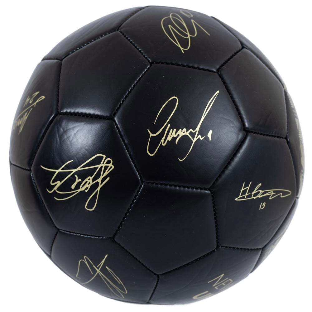  https://imageoffloads.taylorsmerchandise.com/wp-content/uploads/TM-04603-Newcastle-United-FC-Sig-Gold-Phantom-Football-1.jpg