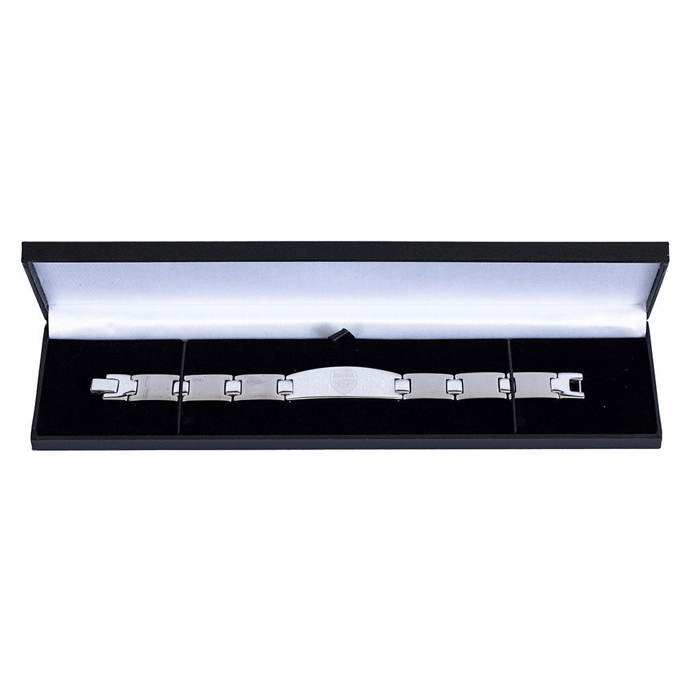  https://imageoffloads.taylorsmerchandise.com/wp-content/uploads/TM-05095-Arsenal-FC-Oval-Plate-Bracelet-3.jpg