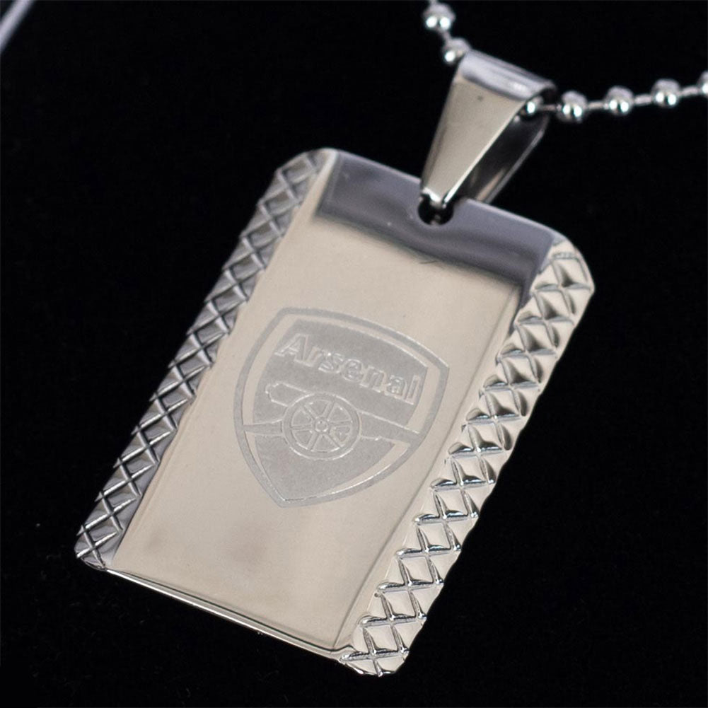  https://imageoffloads.taylorsmerchandise.com/wp-content/uploads/TM-05106-Arsenal-FC-Patterned-Dog-Tag-Chain-2.jpg