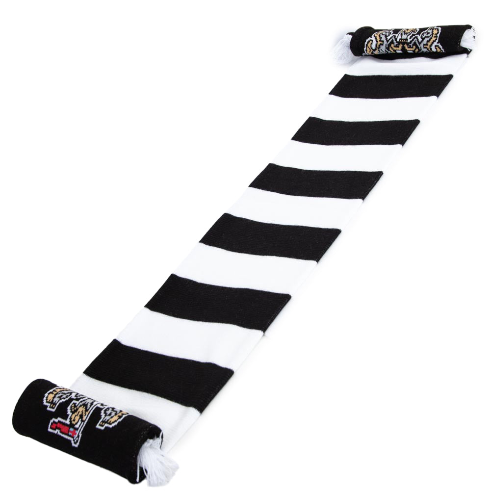  https://imageoffloads.taylorsmerchandise.com/wp-content/uploads/TM-05564-Newcastle-United-FC-Bar-Scarf-2.jpg