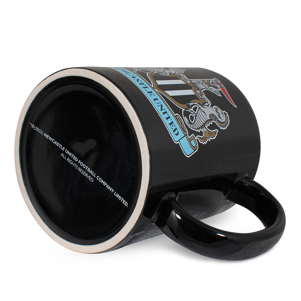  https://imageoffloads.taylorsmerchandise.com/wp-content/uploads/TM-06351-Newcastle-United-FC-Stadium-Mug-3.jpg