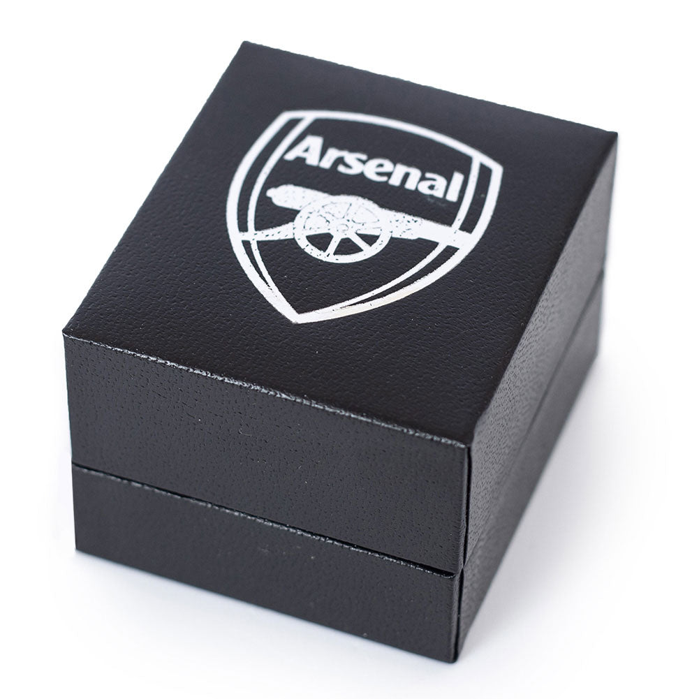  https://imageoffloads.taylorsmerchandise.com/wp-content/uploads/TM-06436-Arsenal-FC-18ct-Gold-Plated-on-Silver-Text-Ring-1.jpg