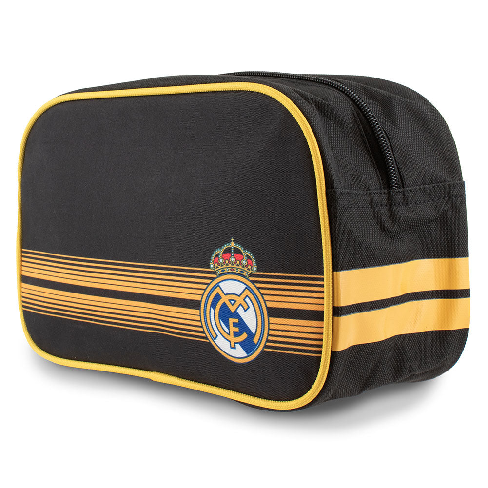 https://imageoffloads.taylorsmerchandise.com/wp-content/uploads/TM-06585-Real-Madrid-CF-Matchday-Toiletry-Bag.jpg
