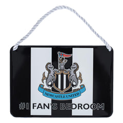  https://imageoffloads.taylorsmerchandise.com/wp-content/uploads/TM-06722-Newcastle-United-FC-No1-Fan-Stripe-Bedroom-Sign-1.jpg