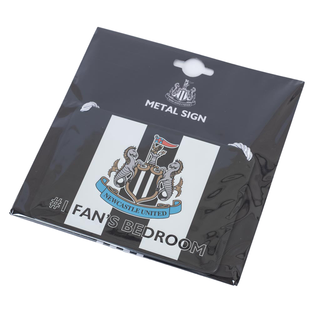  https://imageoffloads.taylorsmerchandise.com/wp-content/uploads/TM-06722-Newcastle-United-FC-No1-Fan-Stripe-Bedroom-Sign-2.jpg