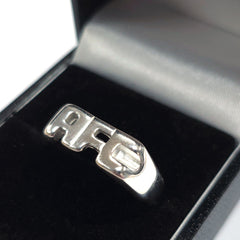 https://imageoffloads.taylorsmerchandise.com/wp-content/uploads/TM-06755-Arsenal-FC-Sterling-Silver-AFC-Ring.jpg