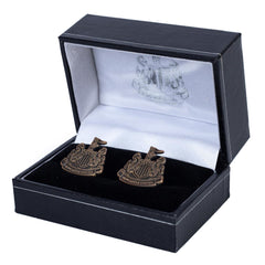  https://imageoffloads.taylorsmerchandise.com/wp-content/uploads/TM-06842-Newcastle-United-FC-Antique-Gold-Cufflinks-2.jpg