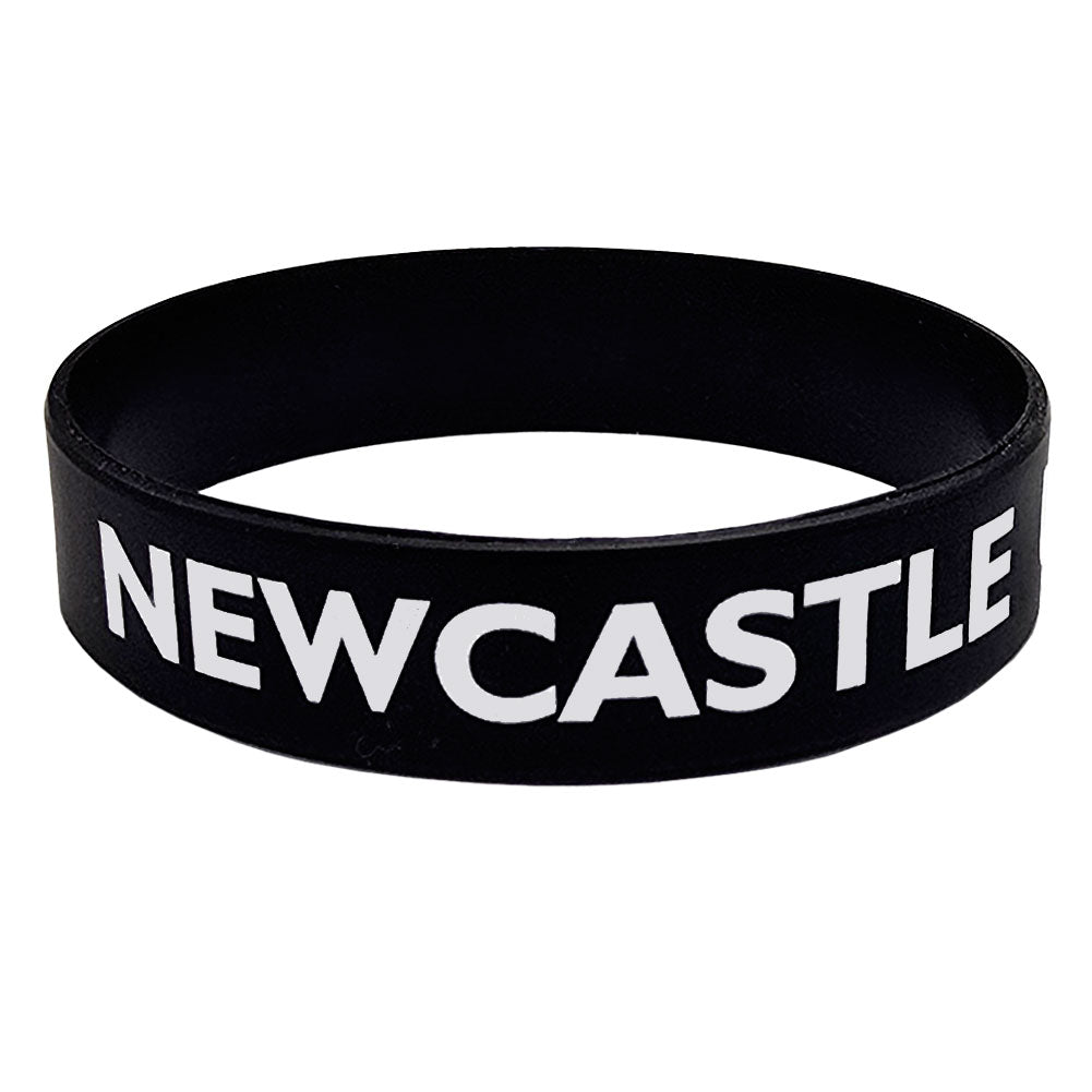 https://imageoffloads.taylorsmerchandise.com/wp-content/uploads/TM-06932-Newcastle-United-FC-Silicone-Wristband.jpg