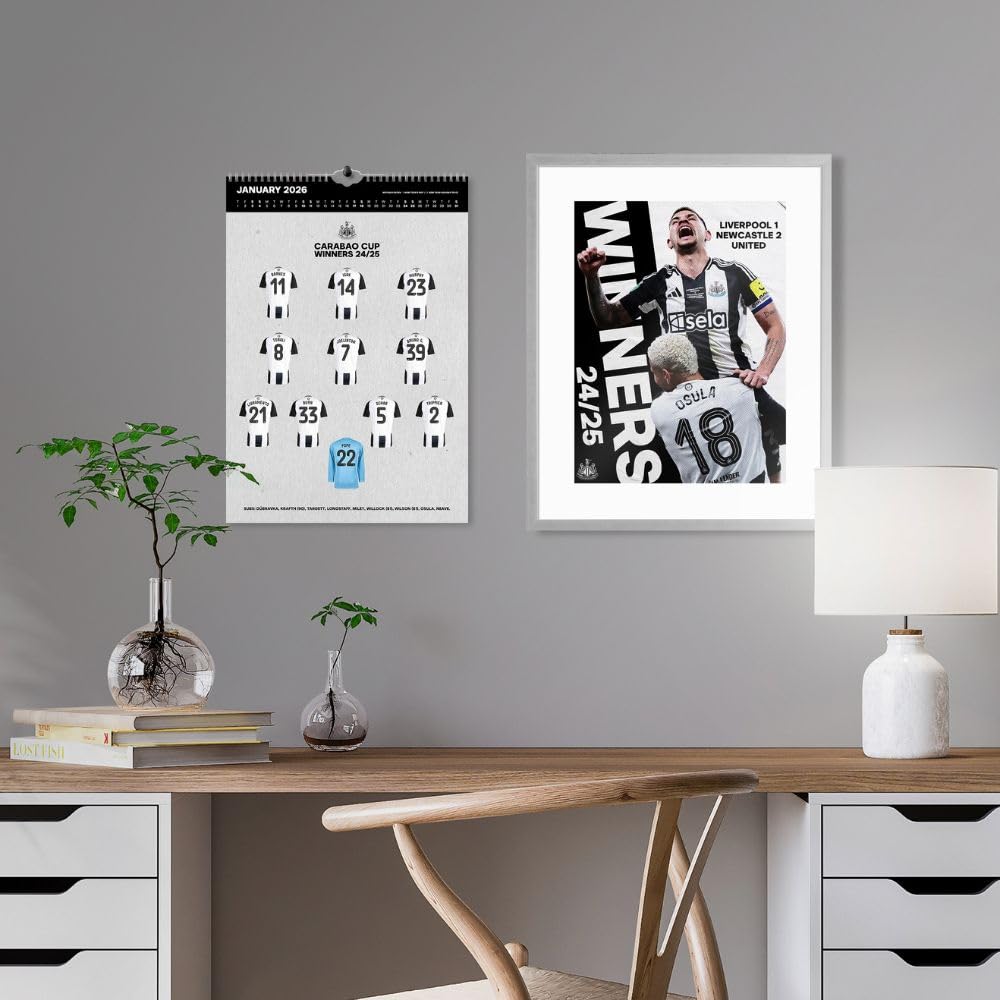  https://imageoffloads.taylorsmerchandise.com/wp-content/uploads/TM-07129-Newcastle-United-FC-Deluxe-Calendar-2026-5.jpg