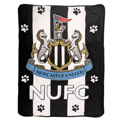 https://imageoffloads.taylorsmerchandise.com/wp-content/uploads/TM-07206-Newcastle-United-FC-Sherpa-Pet-Blanket.jpg