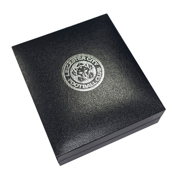  https://imageoffloads.taylorsmerchandise.com/wp-content/uploads/TM-08016-Leicester-City-FC-Silver-Plated-Boxed-Pendant-2.jpg