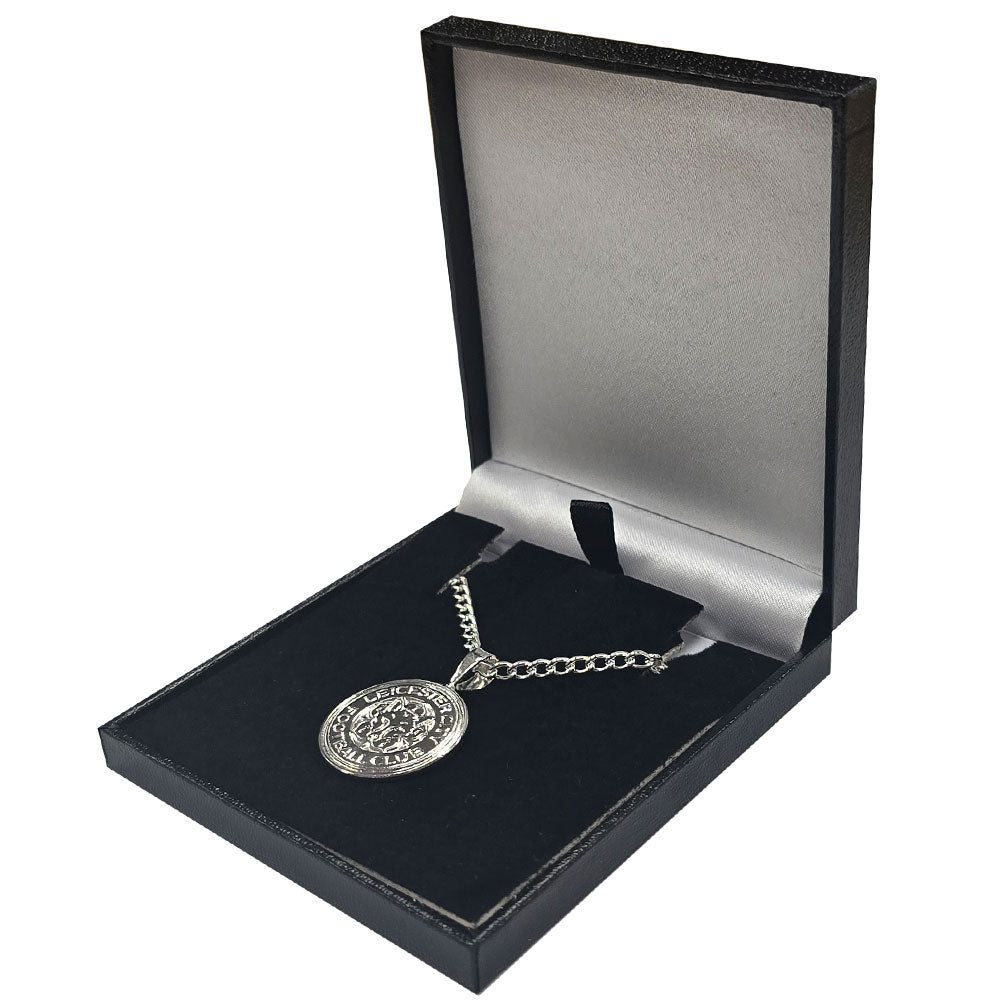 https://imageoffloads.taylorsmerchandise.com/wp-content/uploads/TM-08016-Leicester-City-FC-Silver-Plated-Boxed-Pendant.jpg
