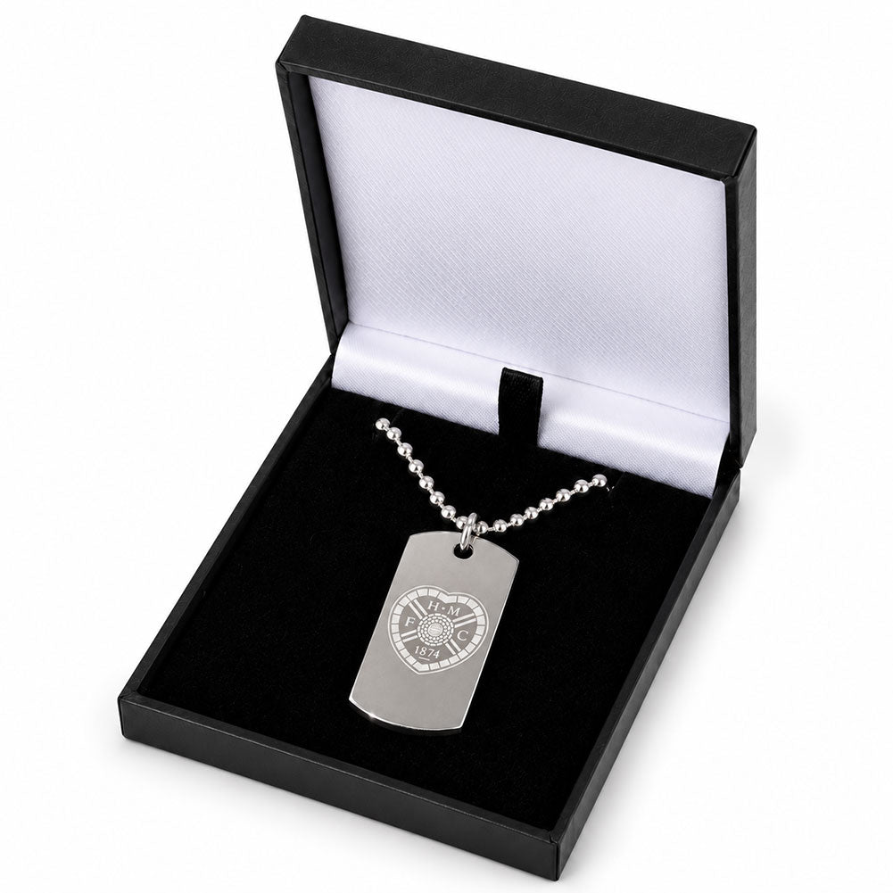  https://imageoffloads.taylorsmerchandise.com/wp-content/uploads/TM-08024-Hearts-FC-Engraved-Dog-Tag-chain-2.jpg
