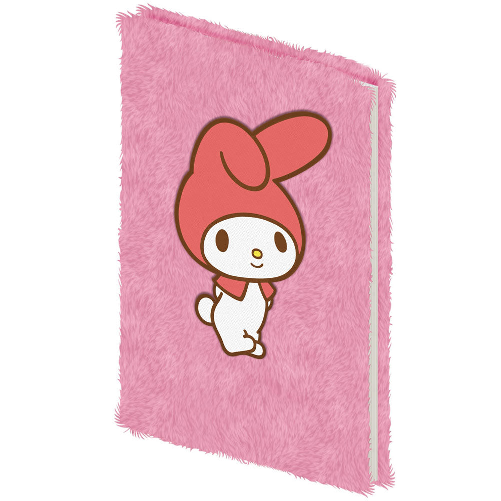 https://imageoffloads.taylorsmerchandise.com/wp-content/uploads/TM-08341-My-Melody-Plush-Notebook.jpg Imagen principal del producto
