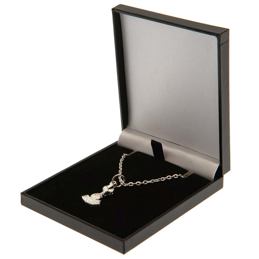 Tottenham Hotspur FC Silver Plated Boxed Pendant LKT Sport Silver plated pendant and necklaceFeaturing a Spurs crest pendant on a chain necklaceWith a lobster claspOfficial licensed productNecklace approx 50cm (20 inches)Pendant approx 25mm x 10mm Pendant