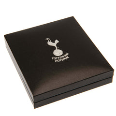 Tottenham Hotspur FC Silver Plated Boxed Pendant LKT Sport Silver plated pendant and necklaceFeaturing a Spurs crest pendant on a chain necklaceWith a lobster claspOfficial licensed productNecklace approx 50cm (20 inches)Pendant approx 25mm x 10mm Pendant
