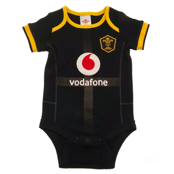 Wales RU 2 Pack Bodysuit 3/6 mths SP LKT Sport This short sleeved bodysuit comes in a home and away kit twin packDesign inspired by the 2023-24 season kit with a woven crest and printed sponsorSoft comfortable fit with press stud fasteningMade from 100% C