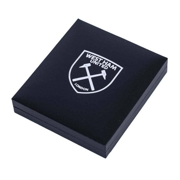 West Ham United FC Gold Plated Heart Necklace LKT Sport Gold plated on stainless steel heart shaped pendant and necklaceChrome finish Gold finish with the West Ham United crest engraved on the pendantthe West Ham United crest engraved on the pendantOffici